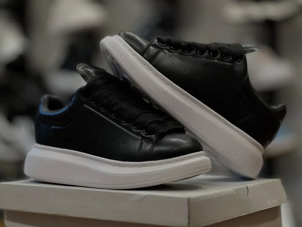 شوز ألكسندر إيربان كلاسِك جلد رجالي