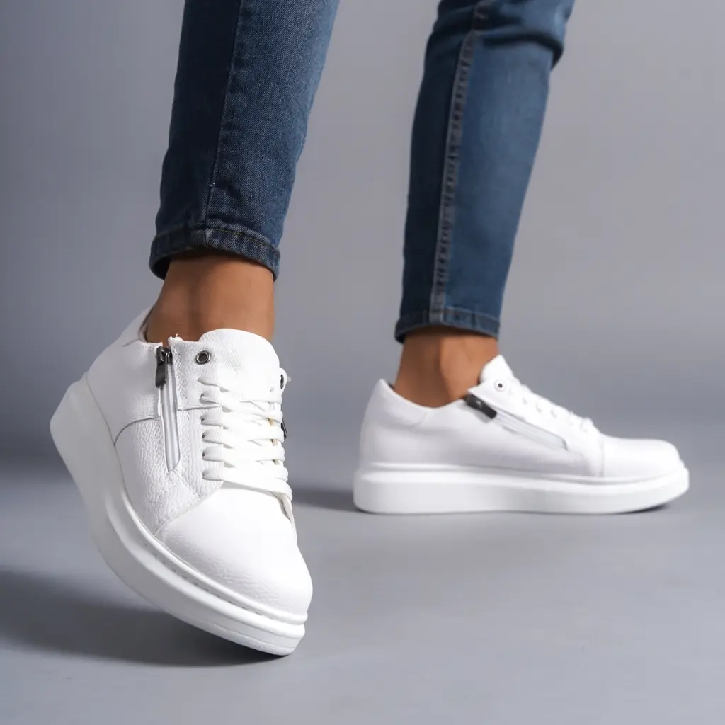 كوتشي 'السوستة' العصري – أناقة سهلة وسريعة